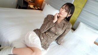 SIRO-5716 “当我狠狠地插入她的阴道时，她高潮迭起，喷水不止，简直疯狂！她是个性欲旺盛的女孩，非常喜欢深插，全身心地感受著我的阴茎带来的快感！【首次拍摄】网络视频…”MGS Video <Prestige Group>...